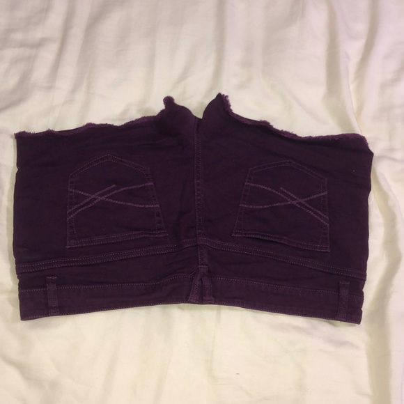 Shorts - Picture 2 of 4